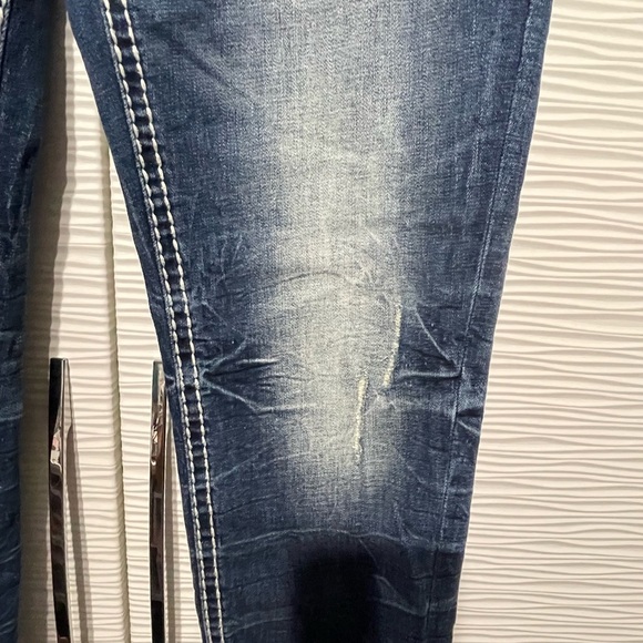 ROCK REVIVAL EASY RISE ANKLE SKINNY DARCEY JEANS - Picture 4 of 8